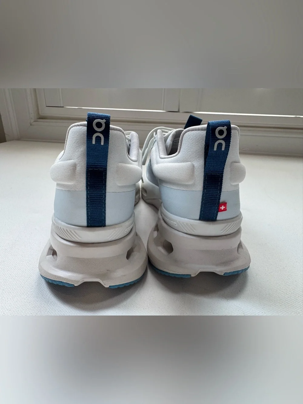 On Cloud Running Cloudnova X Sneakers Women’s Size 7.5 White/Glacier